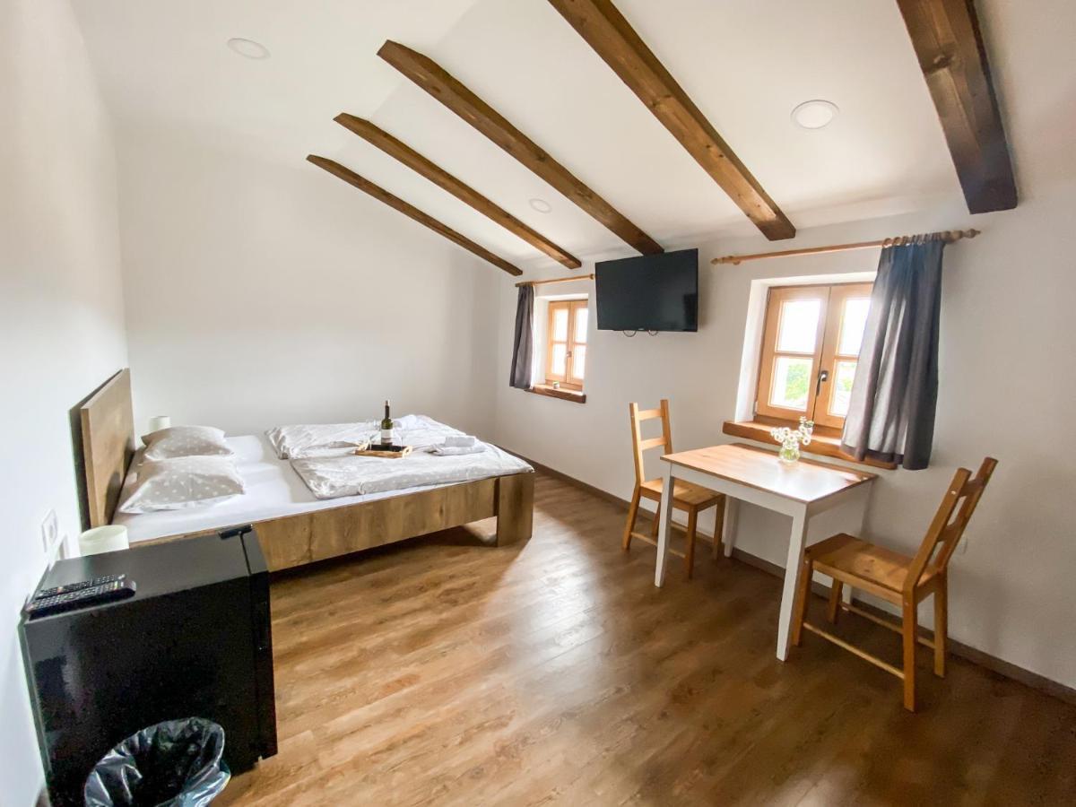 Boutique Rooms & Winery Zorz Vipava Εξωτερικό φωτογραφία